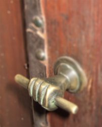 doorknob.jpg doorknob.jpg