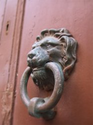 knocker.jpg knocker.jpg