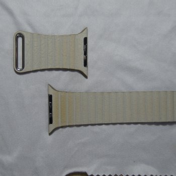 leatherloopcolor.jpg leatherloopcolor.jpg