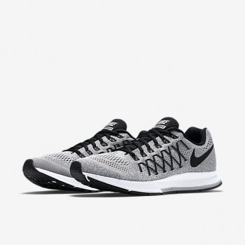 NIKE-AIR-ZOOM-PEGASUS-32-749340_002_E_PREM.jpg
