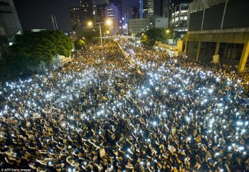 1412017953344_wps_1_TOPSHOTS_Protestors_and_s.jpg