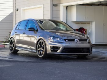 Golf R with suspension-2230012-20160223.jpg