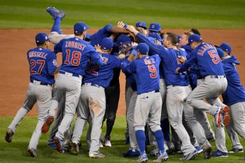 03-cubs-world-series-hugs-11.w710.h473.jpg