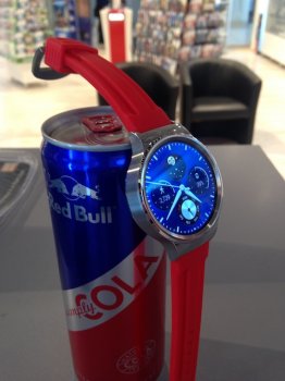 Huawei Watch RedBull Cola.jpg