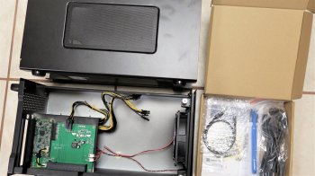 content-inside-akitio-node.jpg