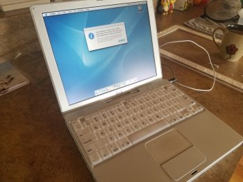 iBook Silver.jpg iBook Silver.jpg