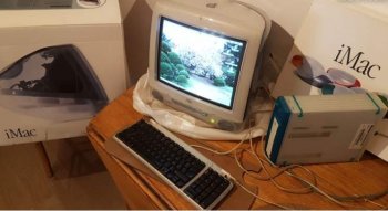 iMacG3Boxed.jpg