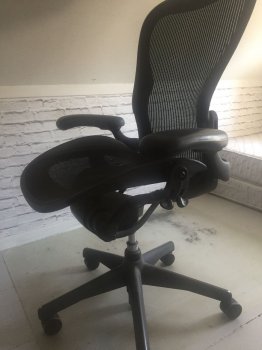 aeron3.jpg