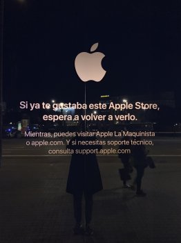 apple-store-barcelona-closed-2019-1.jpg