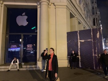 apple-store-barcelona-closed-2019-2.jpg