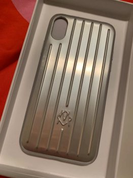 rimowa iphone case review