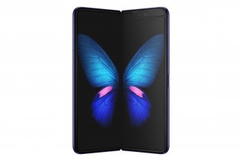 04_Galaxy_Fold_ProductImage_AstroBlue_SilverHinge_Front115.jpg 04_Galaxy_Fold_ProductImage_AstroBlue_SilverHinge_Front115.jpg