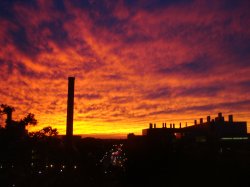 Explosive_Sunset_by_technouse.jpg