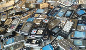 weird-ugly-peculiar-7-mobile-phones-that-will-make-you-go-what-45788-e1452538773677-752x440.jpg