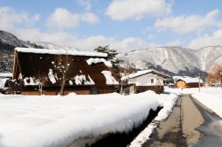 2008-01-06 Shirakawa-go Farmhouses-21.jpg