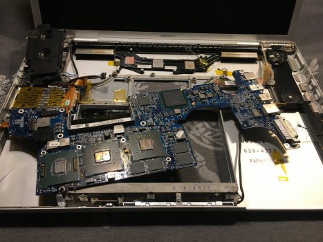 MBP17early2008 afterBSoD.JPG