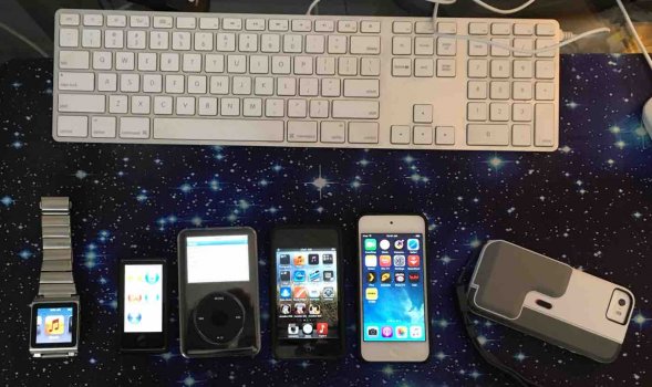 ipods on display.jpg