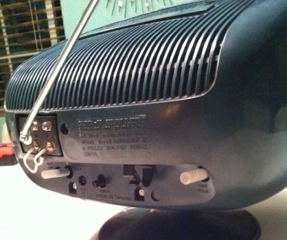 rear-knobs.jpg rear-knobs.jpg