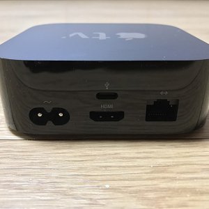 640px-第４世代_AppleTV本体_背面.jpg
