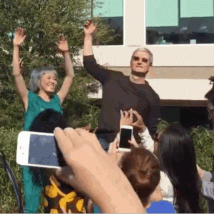1570733290293.gif