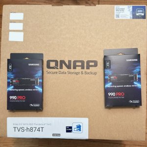 QNAP TVS-874T IMG_3454 cleaned.jpeg