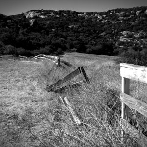 arena fence 1013 rw 8.29.22 xvbw2.jpg