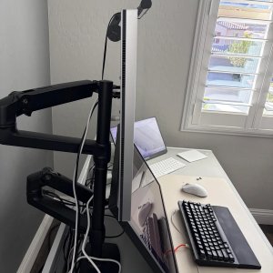 lg-32u990a-quick-review-v0-dl4zz915wkuf1.jpg