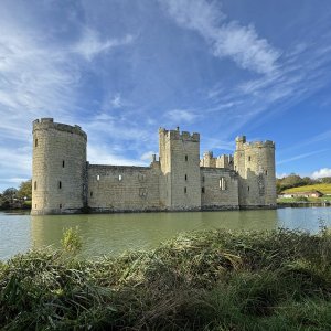 Autumn Sun at Bodiam.jpg