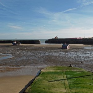 Folkestone Harbour.JPG
