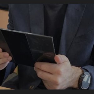 Screenshot_20251210_212509_Samsung Internet.jpg