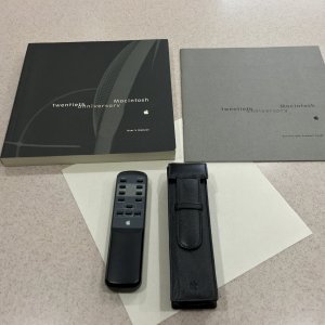 20th Anniversary Mac in my office 3.JPG