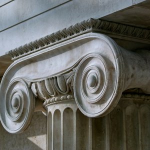 I Ionic.jpeg