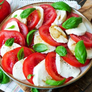 Tomate-Mozzarella-Rezept.jpg