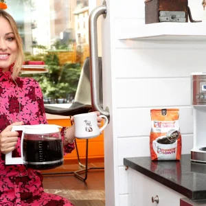 olivia-wilde-dunkin-today-main2-181015.webp