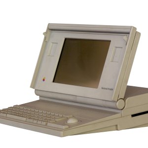 Macintosh_Portable-IMG_7541.jpg