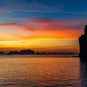 Halong Bay.jpg