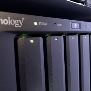 Synology DS1517+ BW.jpeg