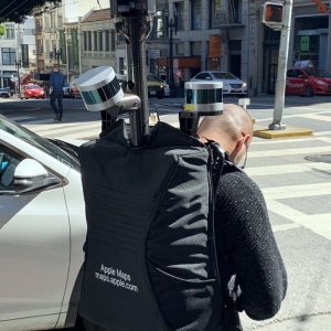 applemapsbackpack1-800x1067.jpg