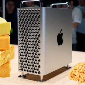 Apples-new-cheese-grater.jpg