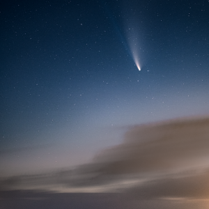 Loch Ryan & Comet NEOWISE small PL.png