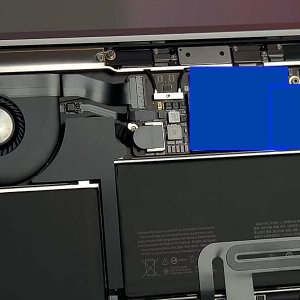 Heat_Sink_Is_Not_Connected_to_CPU_in_MacBook_Pro_2020_Model.jpg