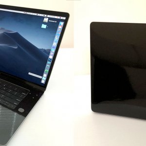 MacBookRowe.jpg