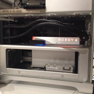 Vega64 LC - 3.jpg