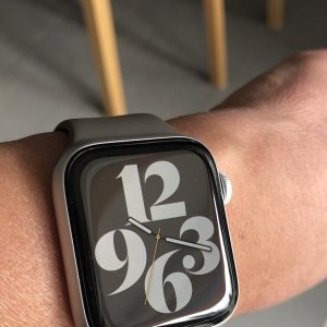 s6nike_coastalgrey.JPG