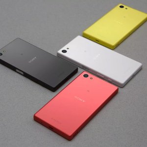Xperia_Z5_Compact_all_back_001.0.0のコピー.jpg