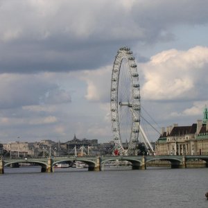 londoneyemac.JPG