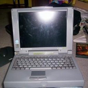 latptop1.jpg
