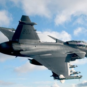 AIR_JAS-39_Gripen_Behind_lg.jpg