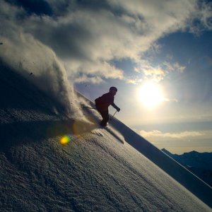 Skiing 1.jpg