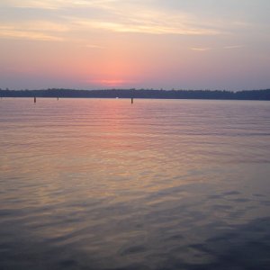 lake06043.jpg